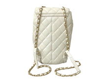 画像をギャラリービューアに読み込む, 極美品 CHANEL シャネル リュック バックパック マトラッセ キャビアスキン AS3290 ホワイト ランダム番号 ゴールド金具 中古 59460