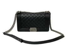 画像をギャラリービューアに読み込む, CHANEL シャネル ショルダーバッグ ボーイシャネル 23番台 ブラック ラムスキン ヴィンテージシルバー金具 美品 中古 59465