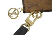 画像をギャラリービューアに読み込む, 極美品 LOUIS VUITTON ルイヴィトン モノグラム リバース ポシェットトリオ ポーチ 一部分 M68756 ブラウン ロゴ 中古 59526