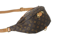 Load image into Gallery viewer, LOUIS VUITTON ルイヴィトン ボディバッグ M43644 バムバッグ ブラウン モノグラムキャンバス 美品 中古 59535