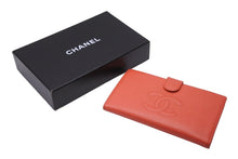 画像をギャラリービューアに読み込む, CHANEL シャネル 二つ折り財布 8番台 キャビアスキン ピンク系 ココマーク ウォレット ゴールド金具 小物 ロゴ 良品 中古 59545