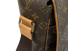 画像をギャラリービューアに読み込む, LOUIS VUITTON ルイヴィトン ショルダーバッグ メッセンジャー アベス M45257 モノグラム キャリーケース対応 美品 中古 59552