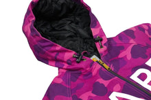 Load image into Gallery viewer, A BATHING APE アベイシングエイプ CARHARTT カーハート アクティブジャケット 1ST CAMO パープル サイズM 美品 中古 59567