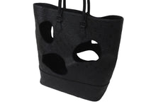 Load image into Gallery viewer, 新品同様 LOUIS VUITTON ルイヴィトン コムデギャルソン 川久保玲 トートバッグ M58661 ウィズホールズMM モノグラムアンプラント ブラック 中古 59620