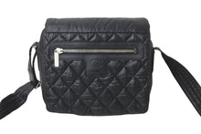 画像をギャラリービューアに読み込む, CHANEL シャネル ショルダーバッグ コココクーン 15番台 2011年頃 ナイロン シルバー金具 美品 中古 59626