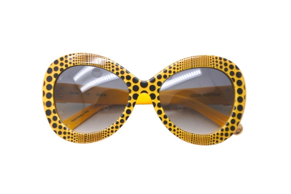 Very Good Condition LOUIS VUITTON Louis Vuitton x Yayoi Kusama Collaboration Sunglasses Z0478E Wave Oversize 53□20 Yellow Used 59640