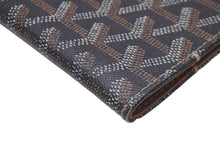 Load image into Gallery viewer, GOYARD ゴヤール パスポートケース ヘリンボーン柄 ブラック ブラウン PVCコーティング 良品 中古 59643