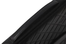 画像をギャラリービューアに読み込む, CHANEL シャネル タブレットケース ココマーク マトラッセ 14番台 2010年 ラムスキン ブラック シルバー金具 美品 中古 59689