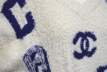 画像をギャラリービューアに読み込む, CHANEL シャネル ニット セーター 2019年SSプレコレクション DEAUVILLE BIARRITZ VENISE ボーダー P60704K46380 美品 中古 59739