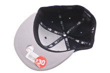画像をギャラリービューアに読み込む, 新品未使用 NEW ERA New york Yankees ニューエラ ニューヨークヤンキース キャップ ネイビー グレーブリム 7 1/4 中古 59747