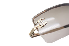 画像をギャラリービューアに読み込む, CHANEL シャネル サングラス ココマーク 4104-B ラインストーン グラデーションレンズ 62□15 ブラウン ゴールド 美品 中古 59783