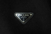 Load image into Gallery viewer, 極美品 PRADA プラダ コート ジップアップ トライアングルロゴプレート 2020AW P658NH サイズ38 ブラック 中古 59812