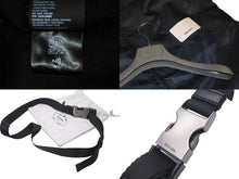 Load image into Gallery viewer, 極美品 PRADA プラダ コート ジップアップ トライアングルロゴプレート 2020AW P658NH サイズ38 ブラック 中古 59812