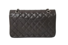 画像をギャラリービューアに読み込む, CHANEL マトラッセWフラップチェーンショルダー 9番台 25cm ショルダーバッグ ブラウン×シルバー金具 ラムスキン 美品 中古 59860