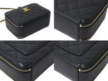 Load image into Gallery viewer, 極美品 CHANEL シャネル ショルダーバッグ トップハンドルバニティ ランダム番台 キャビアスキン ブラック ゴールド金具 中古 59919