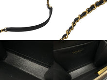 Load image into Gallery viewer, 極美品 CHANEL シャネル ショルダーバッグ トップハンドルバニティ ランダム番台 キャビアスキン ブラック ゴールド金具 中古 59919