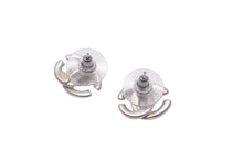 Load image into Gallery viewer, CHANEL シャネル ピアス ココマーク メタル シルバー 01A刻 シルバー金具 良品 中古 59922
