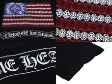 画像をギャラリービューアに読み込む, 極美品 CHROME HEARTS クロムハーツ アメリカン フラッグ Vネック 半袖Ｔシャツ ブラック 星条旗 プリント ロゴ サイズS 中古 59936