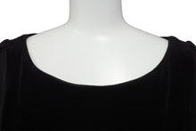 Load image into Gallery viewer, FOXEY NEW YORK フォクシー ニューヨーク ベロア ノワール 長袖Ｔシャツ サイズ40 ブラック 36304-VSTFG202V 美品 中古 59940