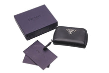 Load image into Gallery viewer, 極美品 PRADA プラダ M682A トライアングルロゴ ６連 キーケース サフィアーノレザー ブラック シルバー金具 中古 60081