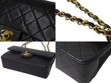 画像をギャラリービューアに読み込む, 極美品 CHANEL シャネル チェーンショルダーバッグ Wフラップマトラッセ23 1番台 ラムスキン ブラック ゴールド金具 中古 60117
