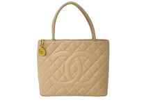 Load image into Gallery viewer, CHANEL シャネル 復刻トート 5番台 ハンドバッグ ココマーク キャビアスキン ベージュ ゴールド金具 美品 中古 60247