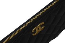 画像をギャラリービューアに読み込む, 新品同様 CHANEL シャネル ポーチ マトラッセ キャビアスキン ココマーク ブラック ランダム番号 ゴールド金具 中古 60249