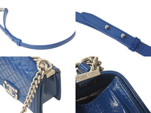 画像をギャラリービューアに読み込む, CHANEL シャネル ボーイシャネル20 パテント ショルダーバッグ ブルー ココマーク シルバー金具 美品 中古 60307
