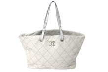 画像をギャラリービューアに読み込む, CHANEL シャネル ココマーク トートバッグ オンザロード 13番台 ワイルドステッチ レザー グレー シルバー金具 美品 中古 60349