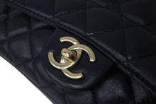 画像をギャラリービューアに読み込む, 極美品 CHANEL シャネル チェーンショルダーバッグ シングルフラップ マトラッセ23 21番台 ラムスキン ネイビー ゴールド金具 中古 60362