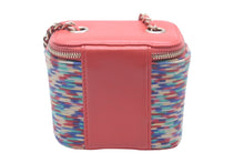 Load image into Gallery viewer, 極美品 CHANEL シャネル チェーンショルダーバッグ バニティバッグ ラムスキン コットン 31番台 2021-22年 マルチカラー 中古 60384