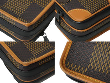 Load image into Gallery viewer, LOUIS VUITTON ルイヴィトン×NIGO ショルダーバッグ アマゾン スリングバッグ N40357 ブラウン ブラック 美品 中古 60394