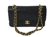 画像をギャラリービューアに読み込む, CHANEL シャネル チェーンショルダーバッグ マトラッセ23 Wフラップ 1番台 ラムスキン ブラック ゴールド金具 美品 中古 60479