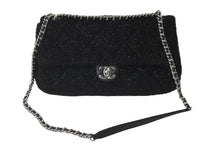 Load image into Gallery viewer, 極美品 CHANEL シャネル マトラッセ プールトゥ グリッター チェーン ショルダーバッグ 24番台 ブラック シルバー金具 中古 60544