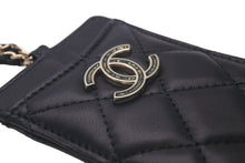 Load image into Gallery viewer, 極美品 CHANEL シャネル カードケース マトラッセ チェーンストラップ ラムスキン A01745 ブラック ゴールド金具 中古 60551
