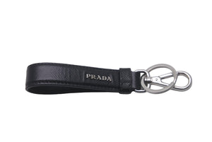 PRADA プラダ キーホルダー キーチャーム キーリング サフィアーノトライアングル メタル カーフスキン ブラック 美品 中古 60582