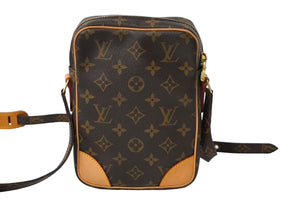 Very Good Condition LOUIS VUITTON Shoulder Bag Danube Brown Monogram M45266 Used 60601