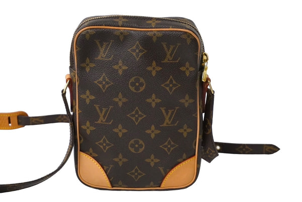 Very Good Condition LOUIS VUITTON Shoulder Bag Danube Brown Monogram M45266 Used 60601