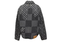 Load image into Gallery viewer, LOUIS VUITTON ルイヴィトン ジャイアントダミエウェーブスモノグラムデニムジャケット NIGO 46 HJA11WUZC A435 美品 中古 60603