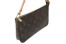 Load image into Gallery viewer, LOUIS VUITTON ルイヴィトン アクセサリーポーチ ポシェットアクセソワール M51980 モノグラム 美品 中古 60626