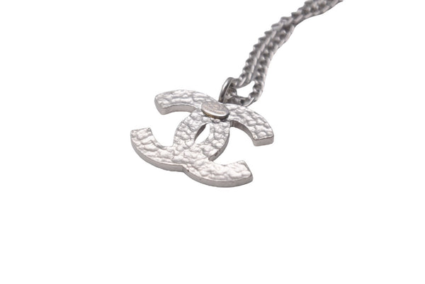 CHANEL Necklace Choker Coco Mark 04 P Made in France Orange Silver Good Condition Used 61020