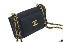Load image into Gallery viewer, 新品同様品 CHANEL シャネル チェーンショルダーバッグ ココマーク ランダム キャビアスキン ブラック ゴールド金具 中古 61406